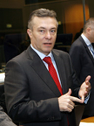 Diaconescu, Cristian Diaconescu, Cristian