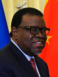 Geingob, Hage